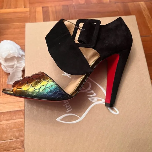 Christian Louboutin heel snake shoes Italy Size 38 . 100% Authentic multi color - Picture 2 of 12